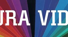 Alle Farben gefächert im Hintergrund. Die Worte "PURA VIDA" in weißer Schrift.