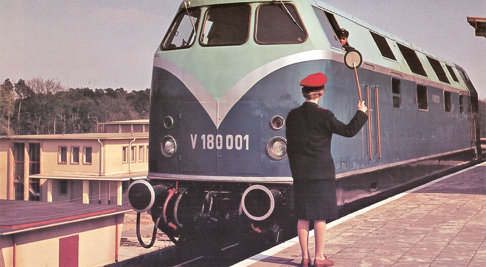 MIT VOLLDAMPF INS INDUSTRIEZEITALTER